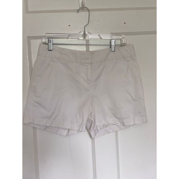 EUC White JCrew Classic Twill Broken In Chino 6 - Picture 1 of 3